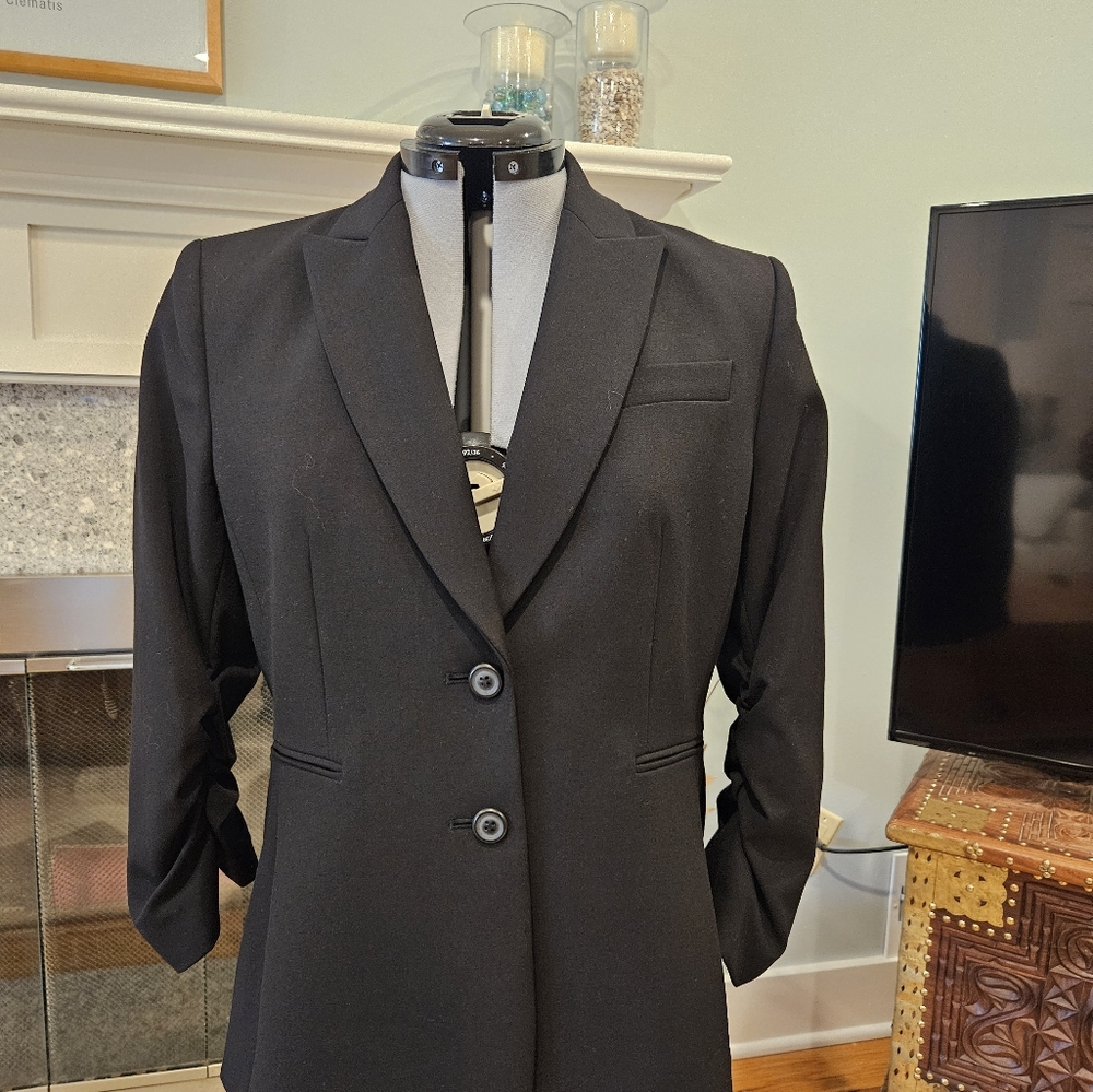 Tahari Suit Jacket Size 10P